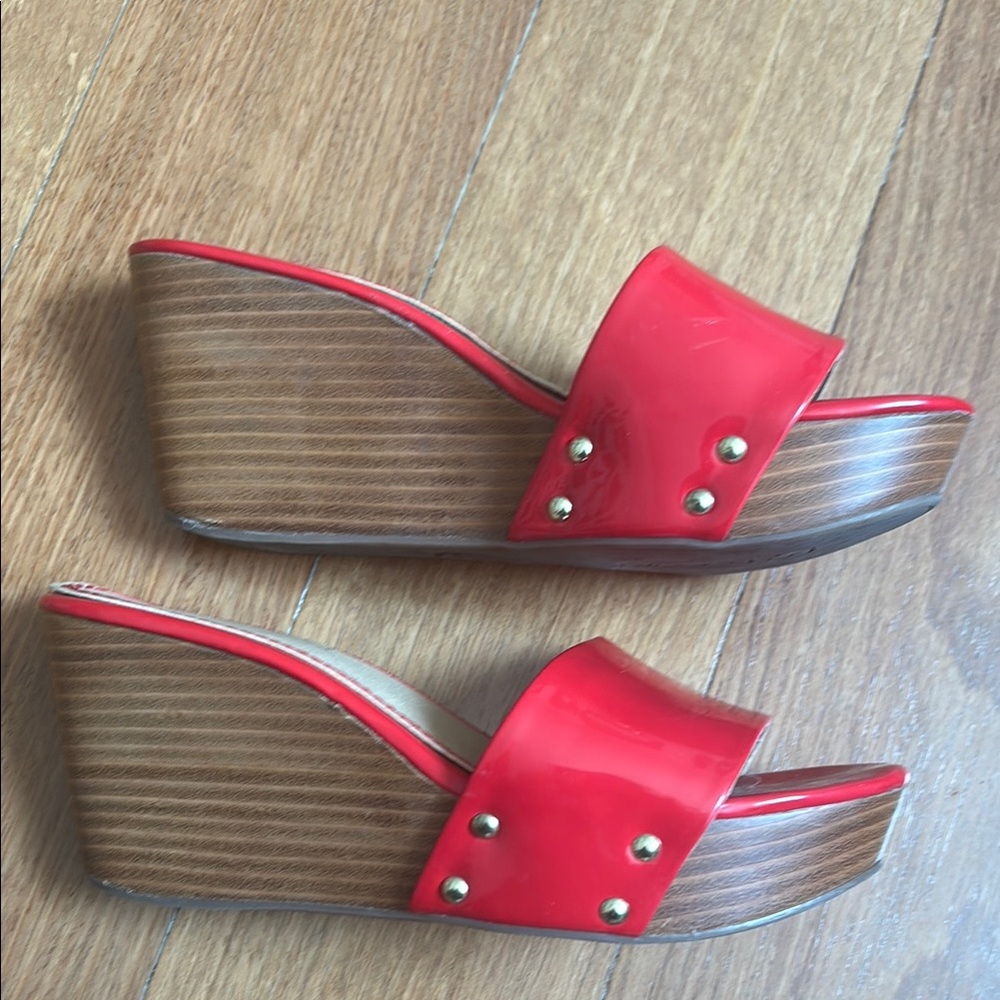 Splendid Red Slide Sandals with Glossy Finish